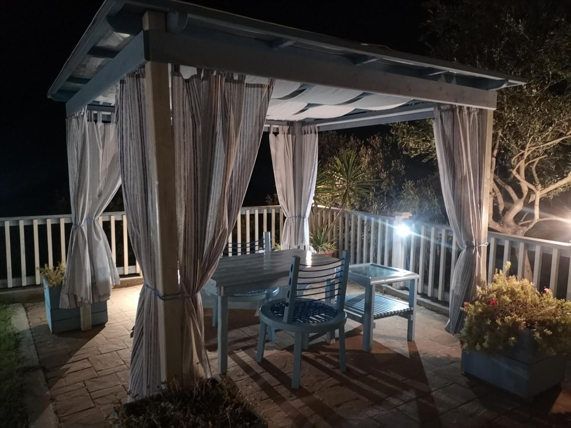 Nel Verde Del Villaggio - Casetta Celeste Гоннеза Экстерьер фото